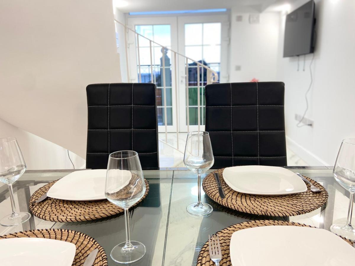 Unique Waterfront Duplex On The Mediterranean - Caleta, Catalan Bay Gibraltar Ngoại thất bức ảnh