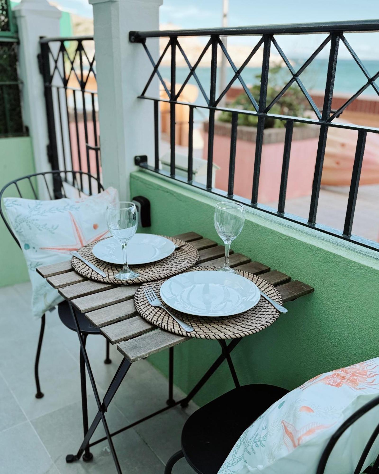 Unique Waterfront Duplex On The Mediterranean - Caleta, Catalan Bay Gibraltar Ngoại thất bức ảnh