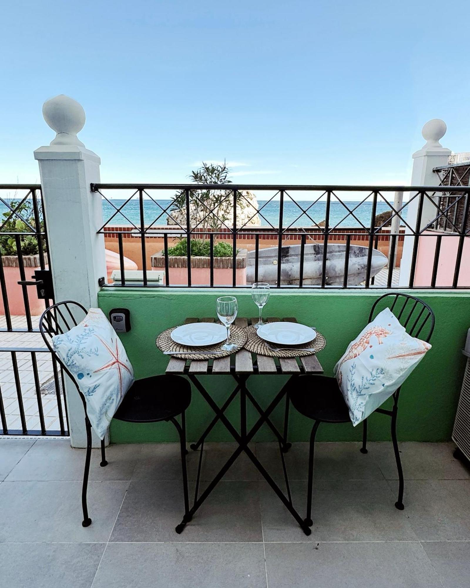 Unique Waterfront Duplex On The Mediterranean - Caleta, Catalan Bay Gibraltar Ngoại thất bức ảnh